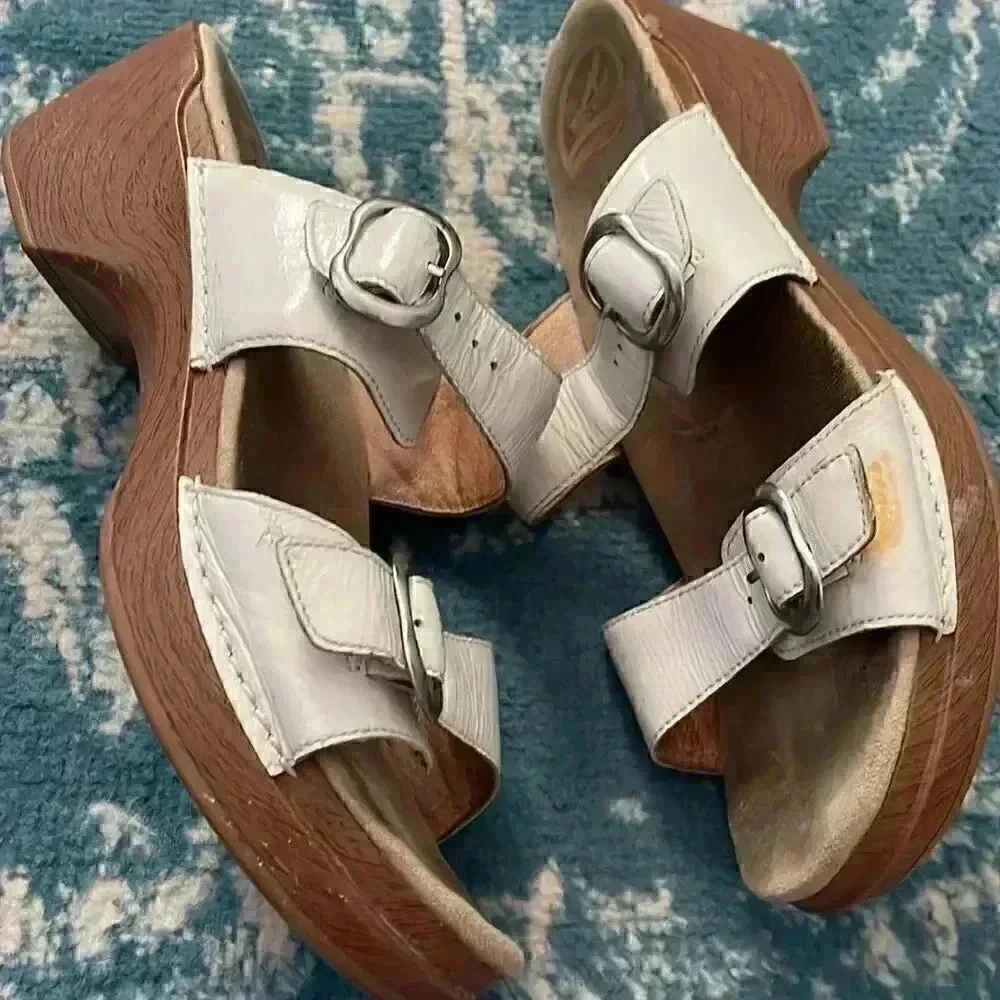 Dansko white patent leather slip on buckle sandals 41